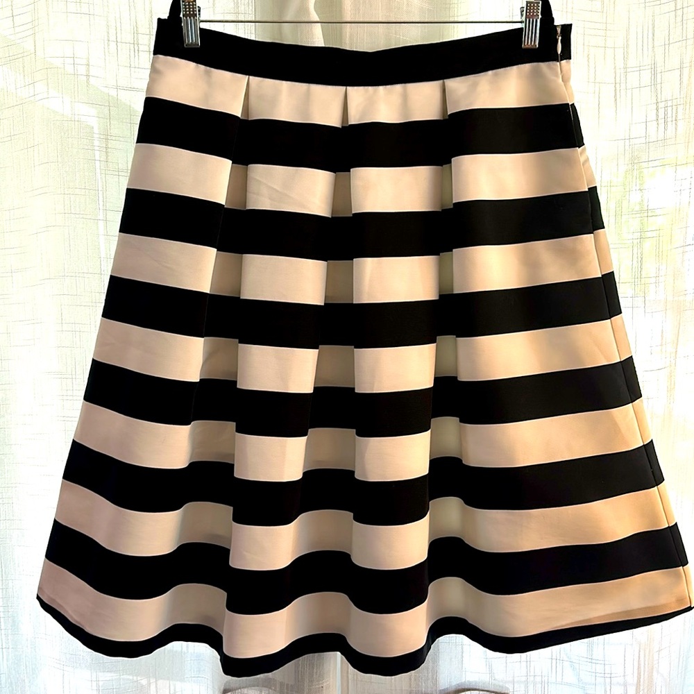New York & Company Black and Cream Striped A-Line Skirt